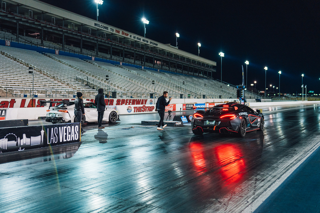 THE STRIP AT LAS VEGAS MOTOR SPEEDWAY — RESETTING BETWEEN HEATS