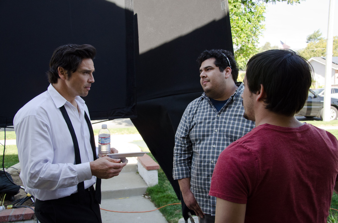 TALKING THROUGH THE NEXT SCENE ON LOCATION
