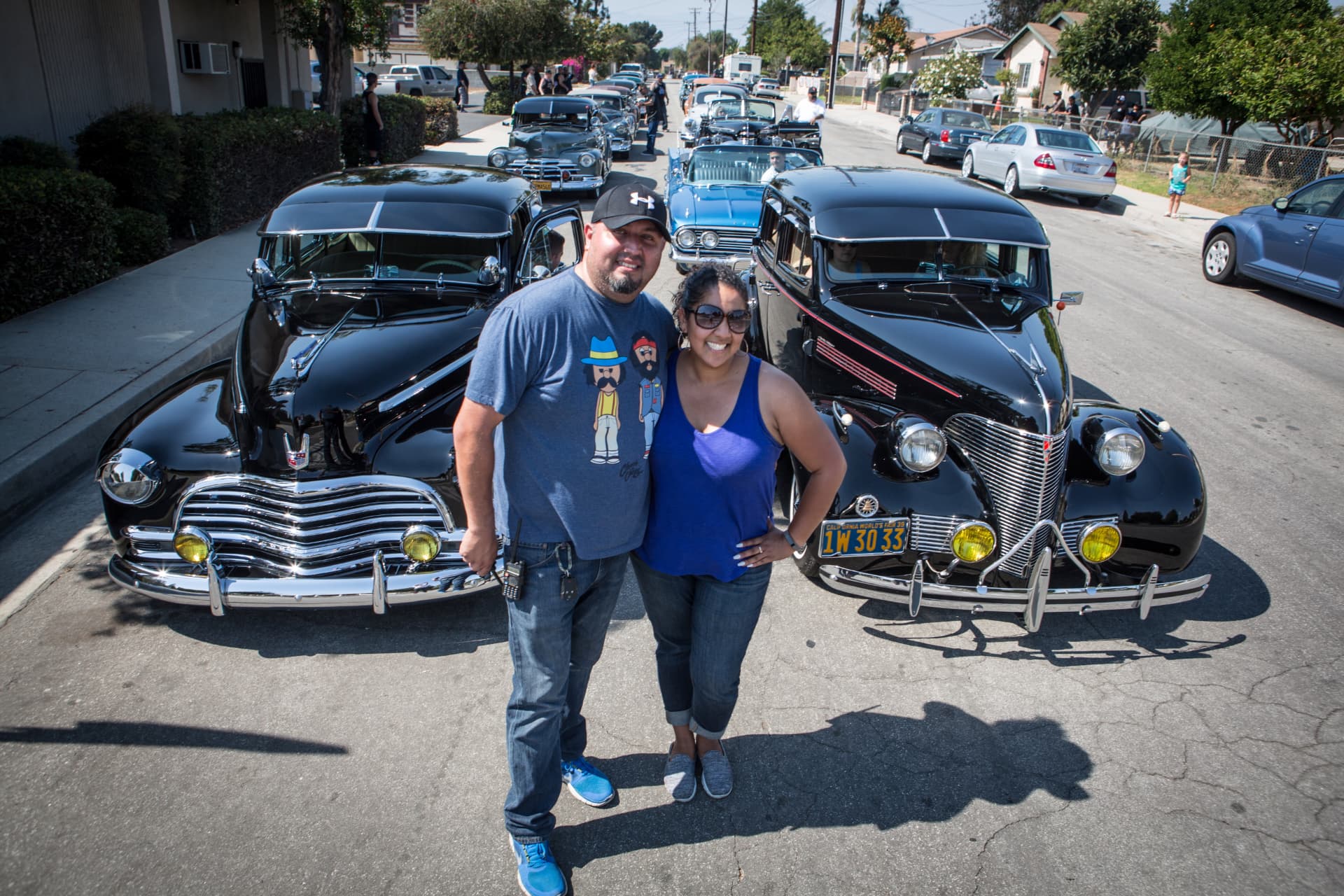LOWRIDER ROLL MODELS — CAR CLUB ROLL OUT ON LOCATION
